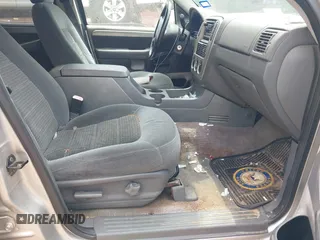 2003 Ford Explorer XLT z VIN 1FMZU63K63UB40896, wystawiony jako IAAI lot #42102966 z przebiegiem Nie podano mil oraz . Historia ofert i sprzedaży dostępna na DreamBid. Obrazek 5.