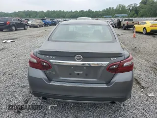 2017 Nissan Altima SR z VIN 1N4AL3AP7HC136120, wystawiony jako Copart lot #57295125 z przebiegiem 84 300 mil mil oraz Szkoda całkowita • Salvage title. Historia ofert i sprzedaży dostępna na DreamBid. Obrazek 6.