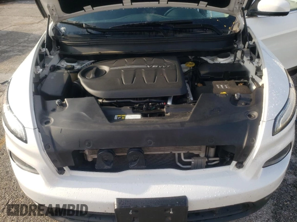 2017 Jeep Cherokee Latitude z VIN 1C4PJMCS5HD226281, wystawiony jako Copart lot #60080625 z przebiegiem 106 777 mil mil oraz Szkoda całkowita • Salvage title. Historia ofert i sprzedaży dostępna na DreamBid. Obrazek 12.