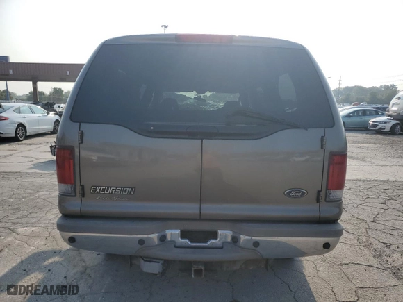 2004 Ford Excursion Eddie Bauer with VIN 1FMNU45S24EB01945, listed as a Copart auction lot 70868544 with 211,742 mi miles and Salvage Title. Bid and sale history available at carsss.com. Image 6.