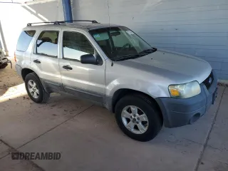 2006 Ford Escape XLT with VIN 1FMCU03116KA11863, listed as a Copart auction lot 81226094 with 186,044 mi miles and Clean Title. Bid and sale history available at DreamBid. Image 4.
