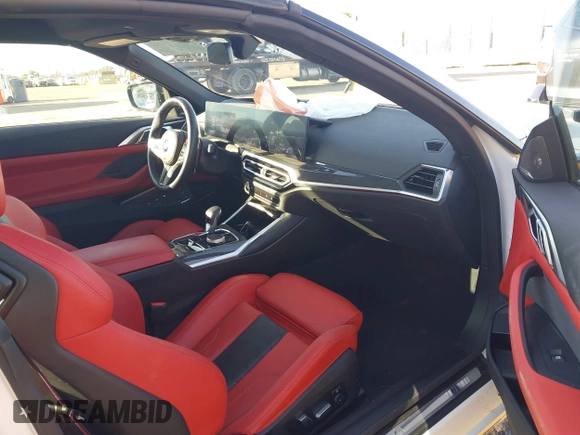2024 BMW M4 Competition xDrive with VIN WBS33BA06RCP68911, listed as a IAAI auction lot 41166456 with 11,081 mi miles and . Bid and sale history available at DreamBid. Image 5.