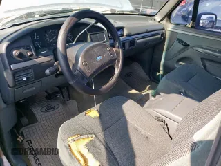 1993 Ford F-150 z VIN 1FTEX15N4PKA51088, wystawiony jako Copart lot #59482355 z przebiegiem 266 050 mil mil oraz Czysty tytuł • Clean title. Historia ofert i sprzedaży dostępna na DreamBid. Obrazek 8.
