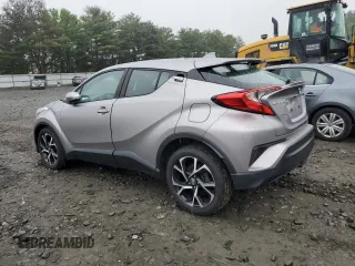 2018 Toyota C-HR XLE with VIN NMTKHMBX2JR055470, listed as a Copart auction lot 60122995 with 48,778 mi miles and Salvage title. Bid and sale history available at DreamBid. Image 2.