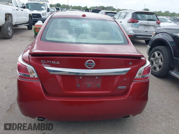 2015 Nissan Altima S with VIN 1N4AL3AP2FC597853, listed as a IAAI auction lot 41915141 with 85,148 mi miles and . Bid and sale history available at DreamBid. Image 16.