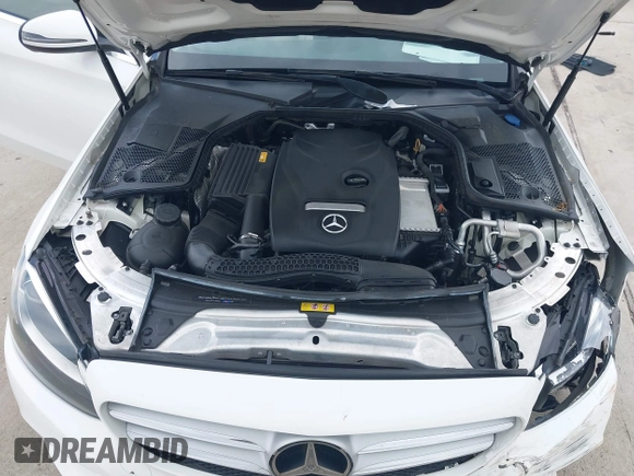 2018 Mercedes-Benz C 300 with VIN 55SWF4JB0JU252994, listed as a IAAI auction lot 42113897 with 72,533 mi miles and . Bid and sale history available at DreamBid. Image 10.