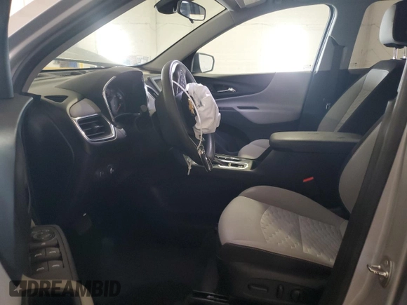 2020 Chevrolet Equinox LS z VIN 2GNAXFEV2L6249801, wystawiony jako Copart lot #54223485 z przebiegiem 92 066 mil mil oraz Czysty tytuł • Clean title. Historia ofert i sprzedaży dostępna na DreamBid. Obrazek 7.
