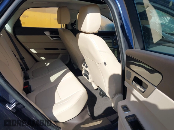 2018 Jaguar XF 25t Premium with VIN SAJBD4FX7JCY57670, listed as a IAAI auction lot 41978474 with 44,136 mi miles and . Bid and sale history available at DreamBid. Image 8.