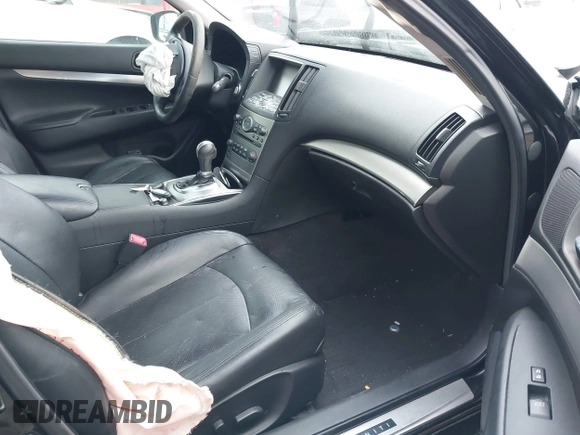 2011 Infiniti G37 x with VIN JN1CV6AR0BM352069, listed as a IAAI auction lot 42006766 with 195,827 mi miles. Bid and sale history available at carsss.com. Image 5.