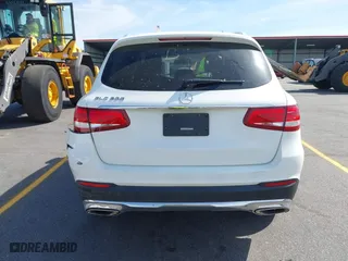 2019 Mercedes-Benz GLC with VIN WDC0G4JB3KV150851, listed as a IAAI auction lot 41835987 with 1 mi miles. Bid and sale history available at carsss.com. Image 17.
