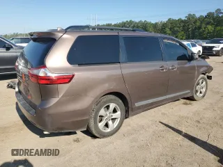 2018 Toyota Sienna LE Auto Access Seat with VIN 5TDKZ3DC6JS933890, listed as a Copart auction lot 52326665 with 168,679 mi miles and Salvage Title. Bid and sale history available at carsss.com. Image 3.