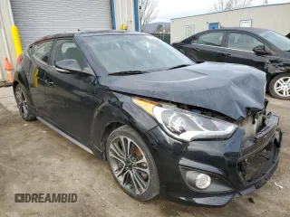 2016 Hyundai Veloster Turbo with VIN KMHTC6AE0GU267722, listed as a Copart auction lot 72993102 with 83,902 mi miles. Bid and sale history available at carsss.com. Image 4.