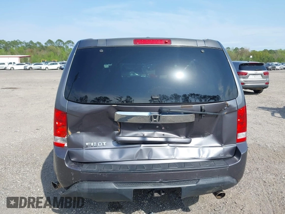 2014 Honda Pilot EX-L with VIN 5FNYF3H53EB003373, listed as a IAAI auction lot 41669568 with 182,452 mi miles. Bid and sale history available at carsss.com. Image 6.
