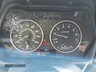 2018 BMW X1 sDrive28i z VIN WBXHU7C34J5H40814, wystawiony jako IAAI lot #42291108 z przebiegiem 93 200 mil mil oraz . Historia ofert i sprzedaży dostępna na DreamBid. Obrazek 7.