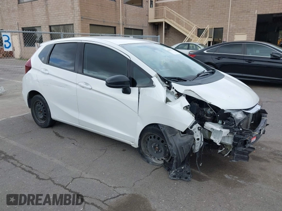 2019 Honda Fit LX with VIN 3HGGK5H48KM749627, listed as a IAAI auction lot 41940133 with 70,685 mi miles. Bid and sale history available at carsss.com. Image 1.