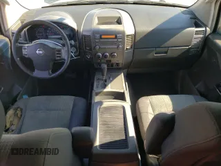 2005 Nissan Titan SE z VIN 1N6AA06B85N507424, wystawiony jako Copart lot #64841425 z przebiegiem 208 542 mil mil oraz Czysty tytuł • Clean title. Historia ofert i sprzedaży dostępna na DreamBid. Obrazek 8.