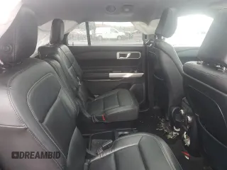2020 Ford Explorer XLT z VIN 1FMSK8DH8LGC55651, wystawiony jako Copart lot #55479575 z przebiegiem 93 939 mil mil oraz Szkoda całkowita • Salvage title. Historia ofert i sprzedaży dostępna na DreamBid. Obrazek 11.