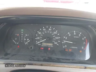 1998 Toyota Camry LE z VIN JT2BF28K4W0101312, wystawiony jako IAAI lot #42116546 z przebiegiem 365 712 mil mil oraz . Historia ofert i sprzedaży dostępna na DreamBid. Obrazek 7.