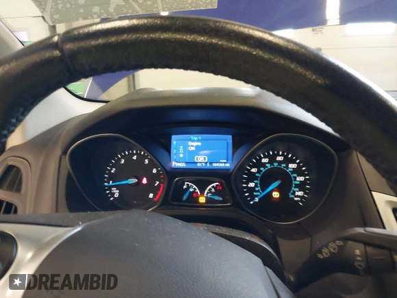 2013 Ford Focus SE with VIN 1FADP3K26DL336078, listed as a IAAI auction lot 41754365 with 104,568 mi miles. Bid and sale history available at carsss.com. Image 7.