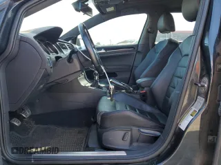 2017 Volkswagen GTI S z VIN 3VW547AU6HM048290, wystawiony jako Copart lot #55646065 z przebiegiem 83 581 mil mil oraz Szkoda całkowita • Salvage title. Historia ofert i sprzedaży dostępna na DreamBid. Obrazek 7.