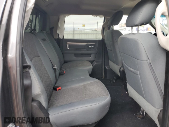 2016 Ram 1500 Big Horn z VIN 3C6RR7LTXGG214017, wystawiony jako Copart lot #51153575 z przebiegiem 63 811 mil mil oraz Szkoda całkowita • Salvage title. Historia ofert i sprzedaży dostępna na DreamBid. Obrazek 11.