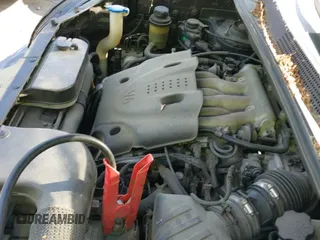 2008 Hyundai Tucson SE with VIN KM8JN12DX8U897792, listed as a IAAI auction lot 42622928 with 159,422 mi miles and . Bid and sale history available at DreamBid. Image 12.