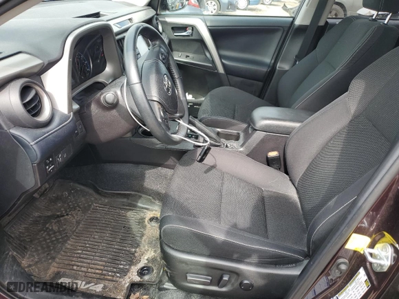 2018 Toyota RAV4 XLE with VIN 2T3RFREVXJW808190, listed as a Copart auction lot 47371645 with 59,046 mi miles and Salvage Title. Bid and sale history available at carsss.com. Image 7.