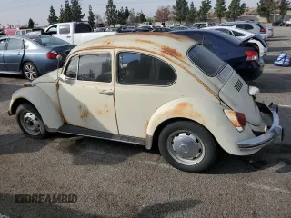 1970 Volkswagen Beetle with VIN 1102980616, listed as a Copart auction lot 43115565 with 49,206 mi miles and Clean Title. Bid and sale history available at DreamBid. Image 2.