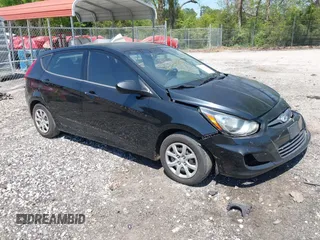 2012 Hyundai Accent GS z VIN KMHCT5AE2CU005303, wystawiony jako IAAI lot #42079821 z przebiegiem 309 845 mil mil oraz . Historia ofert i sprzedaży dostępna na DreamBid. Obrazek 1.