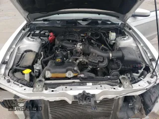 2014 Ford Mustang V6 with VIN 1ZVBP8AM6E5217984, listed as a Copart auction lot 64165394 with 116,727 mi miles and Clean Title. Bid and sale history available at carsss.com. Image 11.