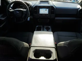 2017 Ford F-150 XL с VIN 1FTEW1CP1HFA20544, выставлен на аукционе Copart как лот 51951835 с пробегом 115 579 миль миль и На запчасти • Non repairable. История ставок и продаж доступна на DreamBid. Изображение 8.
