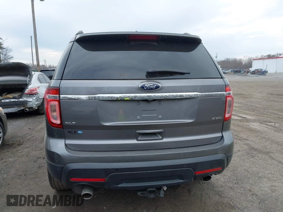 2014 Ford Explorer XLT z VIN 1FM5K8D80EGB14749, wystawiony jako IAAI lot #41897870 z przebiegiem 87 587 mil mil oraz . Historia ofert i sprzedaży dostępna na DreamBid. Obrazek 16.