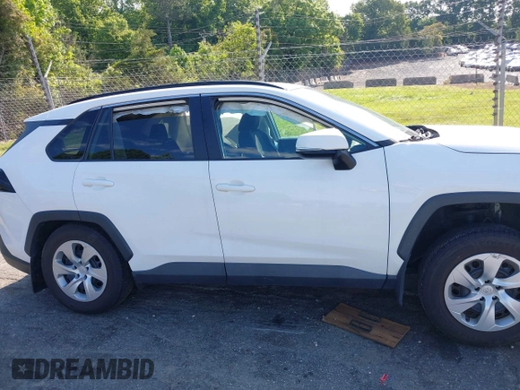 2021 Toyota RAV4 LE z VIN 2T3G1RFV1MW214483, wystawiony jako IAAI lot #42187978 z przebiegiem 75 902 mil mil oraz . Historia ofert i sprzedaży dostępna na DreamBid. Obrazek 13.
