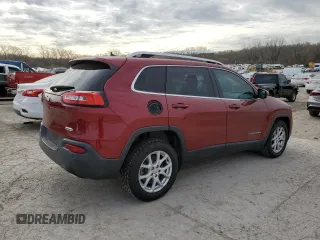 2016 Jeep Cherokee Altitude with VIN 1C4PJLCS2GW233752, listed as a Copart auction lot 50442815 with 140,597 mi miles and Clean Title. Bid and sale history available at carsss.com. Image 3.