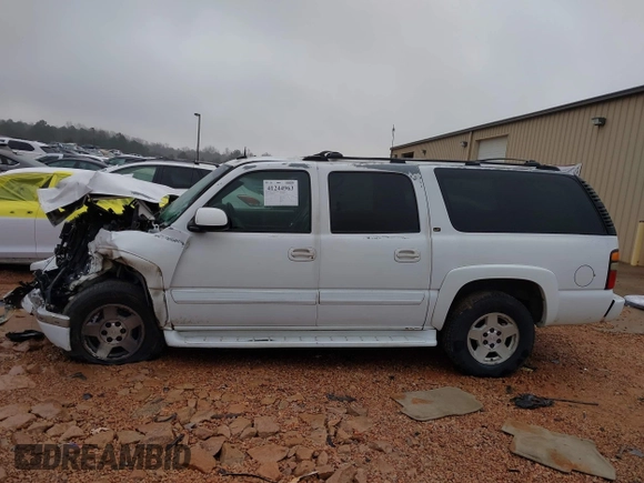 2004 Chevrolet Suburban LS with VIN 1GNEC16Z54J207144, listed as a IAAI auction lot 41244963 with 246,498 mi miles. Bid and sale history available at carsss.com. Image 14.