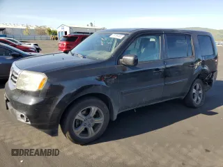2015 Honda Pilot SE z VIN 5FNYF3H30FB026836, wystawiony jako Copart lot #52694385 z przebiegiem 173 914 mil mil oraz Szkoda całkowita • Salvage title. Historia ofert i sprzedaży dostępna na DreamBid. Obrazek 1.
