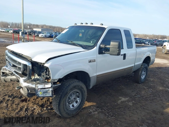 2001 Ford Super Duty F-250 XL with VIN 1FTNX21F91EA15553, listed as a IAAI auction lot 41759332 with 234,023 mi miles. Bid and sale history available at carsss.com. Image 2.