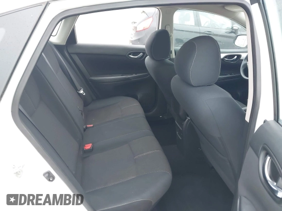 2017 Nissan Sentra SV z VIN 3N1AB7AP9HY349424, wystawiony jako IAAI lot #41803797 z przebiegiem 126 936 mil mil oraz . Historia ofert i sprzedaży dostępna na DreamBid. Obrazek 8.
