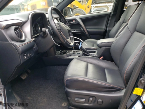2018 Toyota RAV4 SE with VIN JTMJFREV0JD228148, listed as a Copart auction lot 53595874 with 91,557 mi miles and Salvage Title. Bid and sale history available at carsss.com. Image 7.