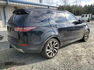 2017 Land Rover Discovery HSE Luxury with VIN SALRHBBV9HA041231, listed as a Copart auction lot 86374134 with 125,265 mi miles and Salvage Title. Bid and sale history available at DreamBid. Image 3.