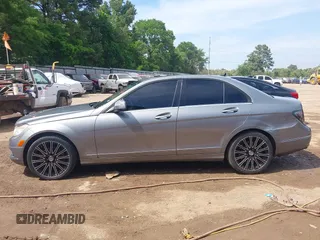 2008 Mercedes-Benz C 300 Sport with VIN WDDGF54X28F058210, listed as a IAAI auction lot 42040103 with 172,433 mi miles and . Bid and sale history available at DreamBid. Image 14.