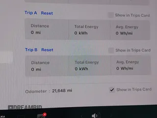 2022 Tesla Model Y Long Range z VIN 7SAYGDEE3NF426481, wystawiony jako IAAI lot #42076729 z przebiegiem 21 648 mil mil oraz . Historia ofert i sprzedaży dostępna na DreamBid. Obrazek 15.