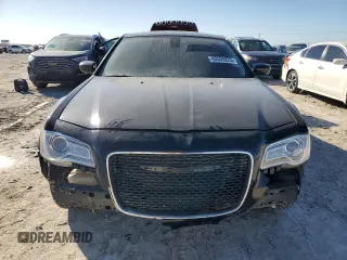 2017 Chrysler 300 Limited with VIN 2C3CCAAG8HH593852, listed as a Copart auction lot 43559225 with 90,538 mi miles and Salvage Title. Bid and sale history available at carsss.com. Image 5.