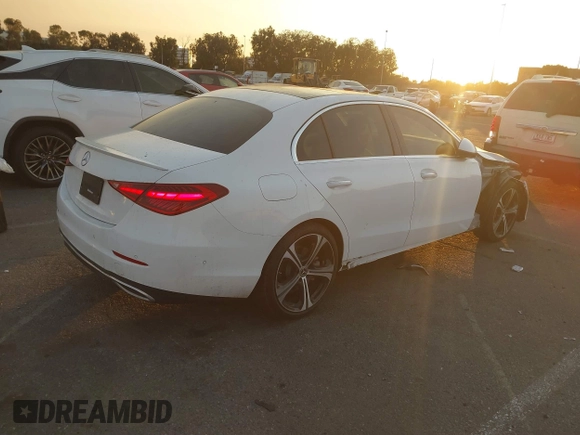 2022 Mercedes-Benz C 300 with VIN W1KAF4GBXNR039236, listed as a IAAI auction lot 41260787 with 20,658 mi miles and . Bid and sale history available at DreamBid. Image 4.