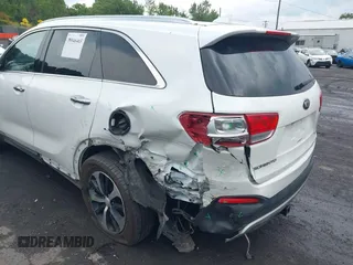 2017 Kia Sorento EX with VIN 5XYPHDA55HG336810, listed as a IAAI auction lot 39946463 with 129,876 mi miles and . Bid and sale history available at carsss.com. Image 6.