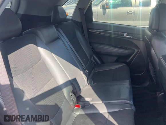 2012 Kia Sorento EX with VIN 5XYKUCA68CG220857, listed as a Copart auction lot 46635505 with 129,151 mi miles and Clean Title. Bid and sale history available at carsss.com. Image 6.