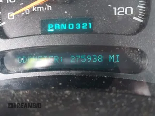 2004 Chevrolet Suburban LT z VIN 1GNFK16Z24J154314, wystawiony jako IAAI lot #42462404 z przebiegiem 275 938 mil mil oraz . Historia ofert i sprzedaży dostępna na DreamBid. Obrazek 7.