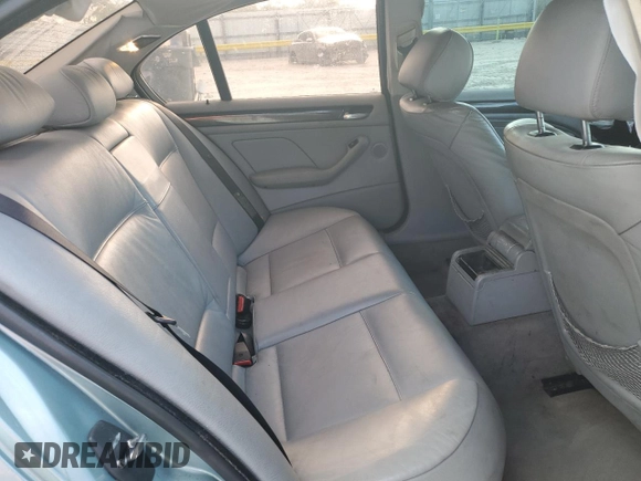 2003 BMW 3 Series 325xi with VIN WBAEU33413PF60048, listed as a Copart auction lot 50879085 with 246,017 mi miles and Salvage Title. Bid and sale history available at carsss.com. Image 10.