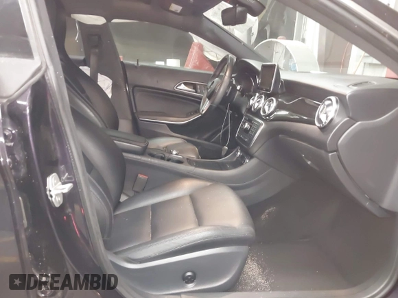 2014 Mercedes-Benz CLA 250 с VIN WDDSJ4EB9EN040360, выставлен на аукционе IAAI как лот 42110704 с пробегом 88 263 миль миль и . История ставок и продаж доступна на DreamBid. Изображение 5.