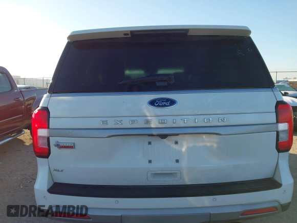 2022 Ford Expedition XLT with VIN 1FMJU1HT6NEA50257, listed as a IAAI auction lot 41147441 with 48,479 mi miles. Bid and sale history available at carsss.com. Image 15.